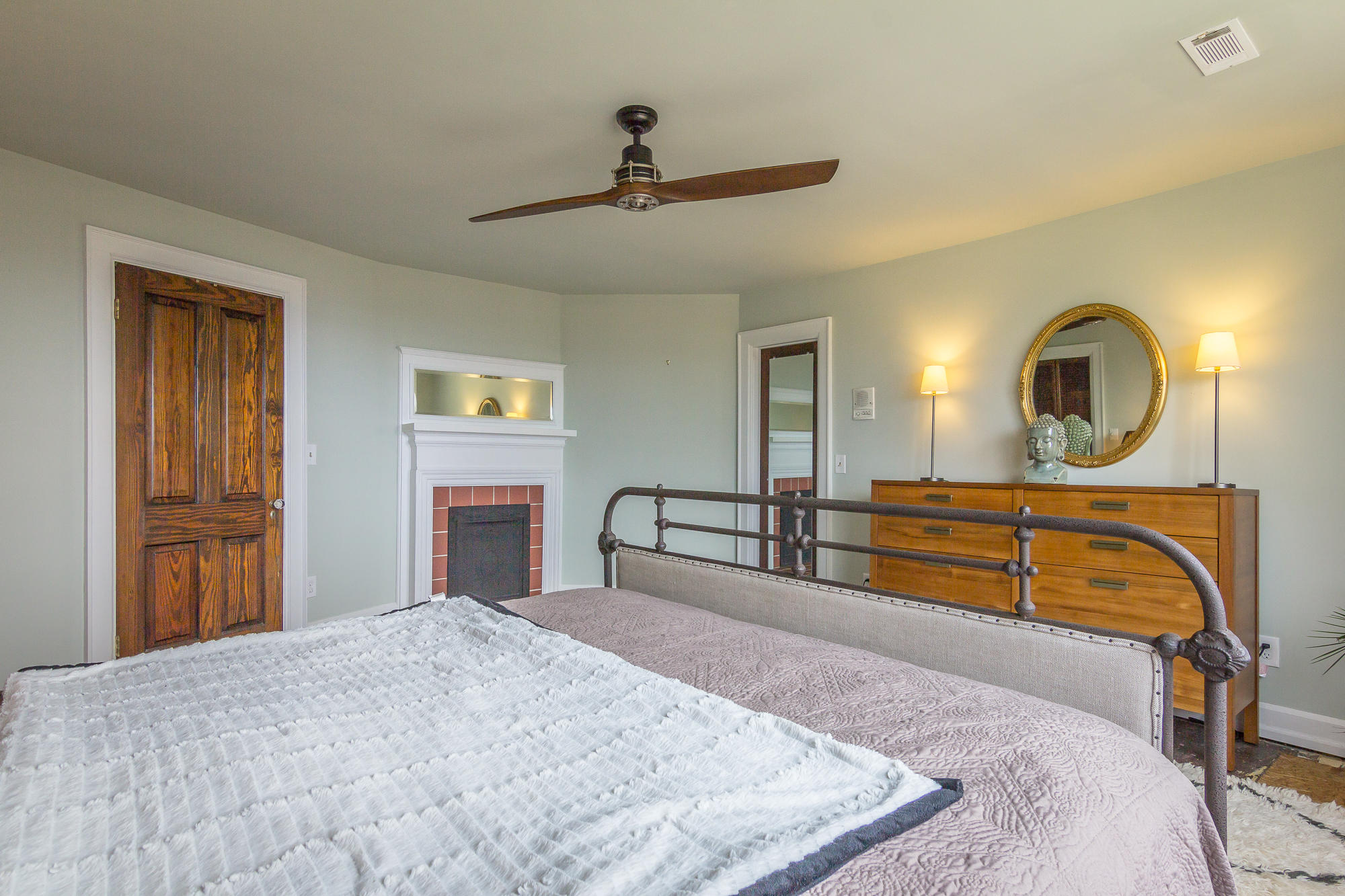168 North Crest Road Chattanooga, TN 37404 - Photo 69 of 94 Master Bedroom with Ensuite