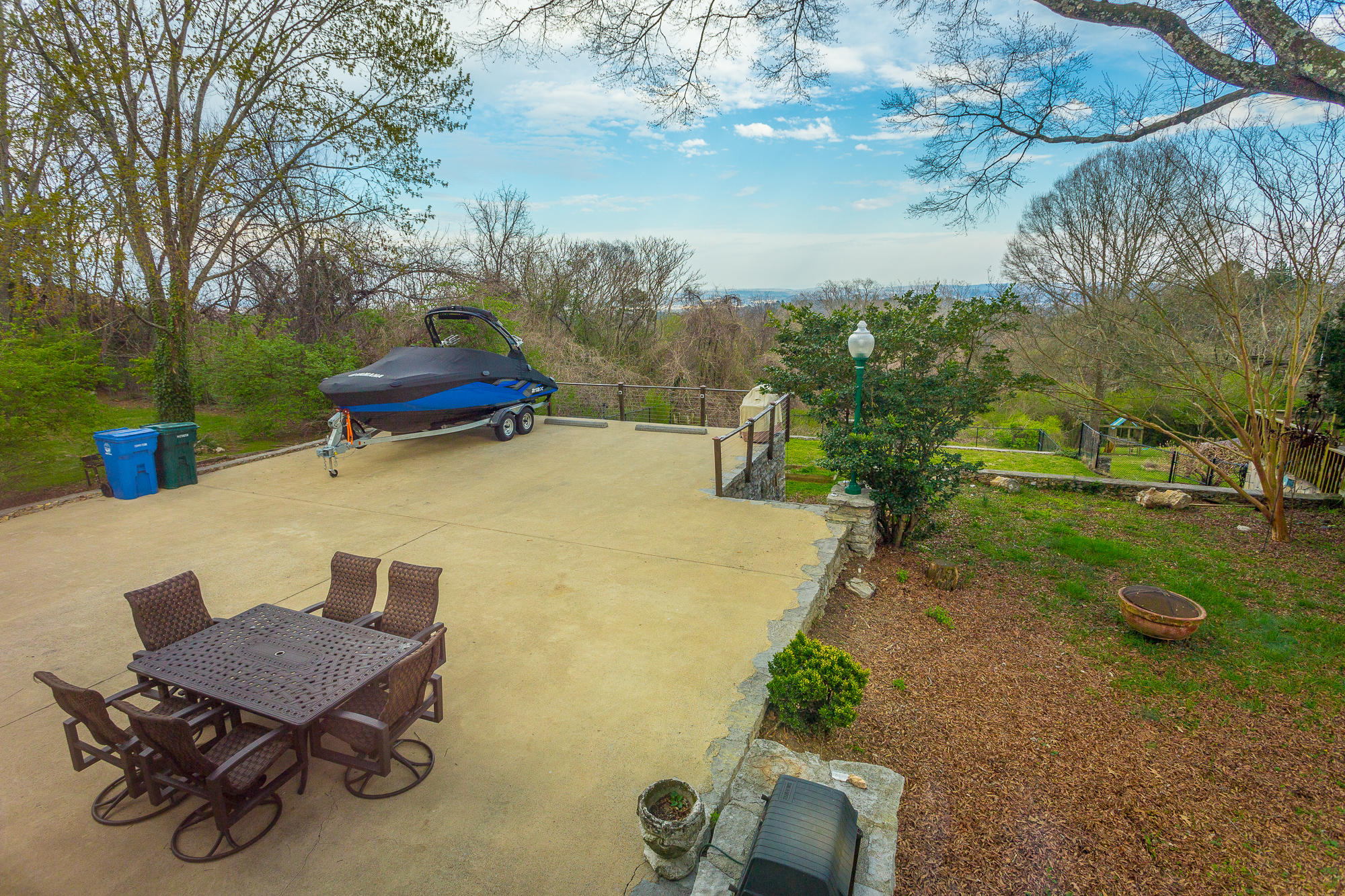 168 North Crest Road Chattanooga, TN 37404 - Photo 76 of 94 Backyard Entertaining