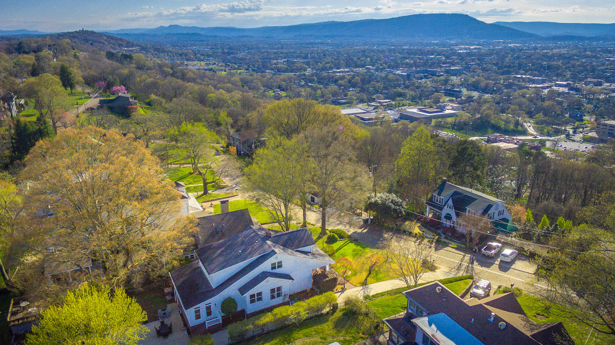 168 North Crest Road Chattanooga, TN 37404 - Photo 81 of 94 Aerial