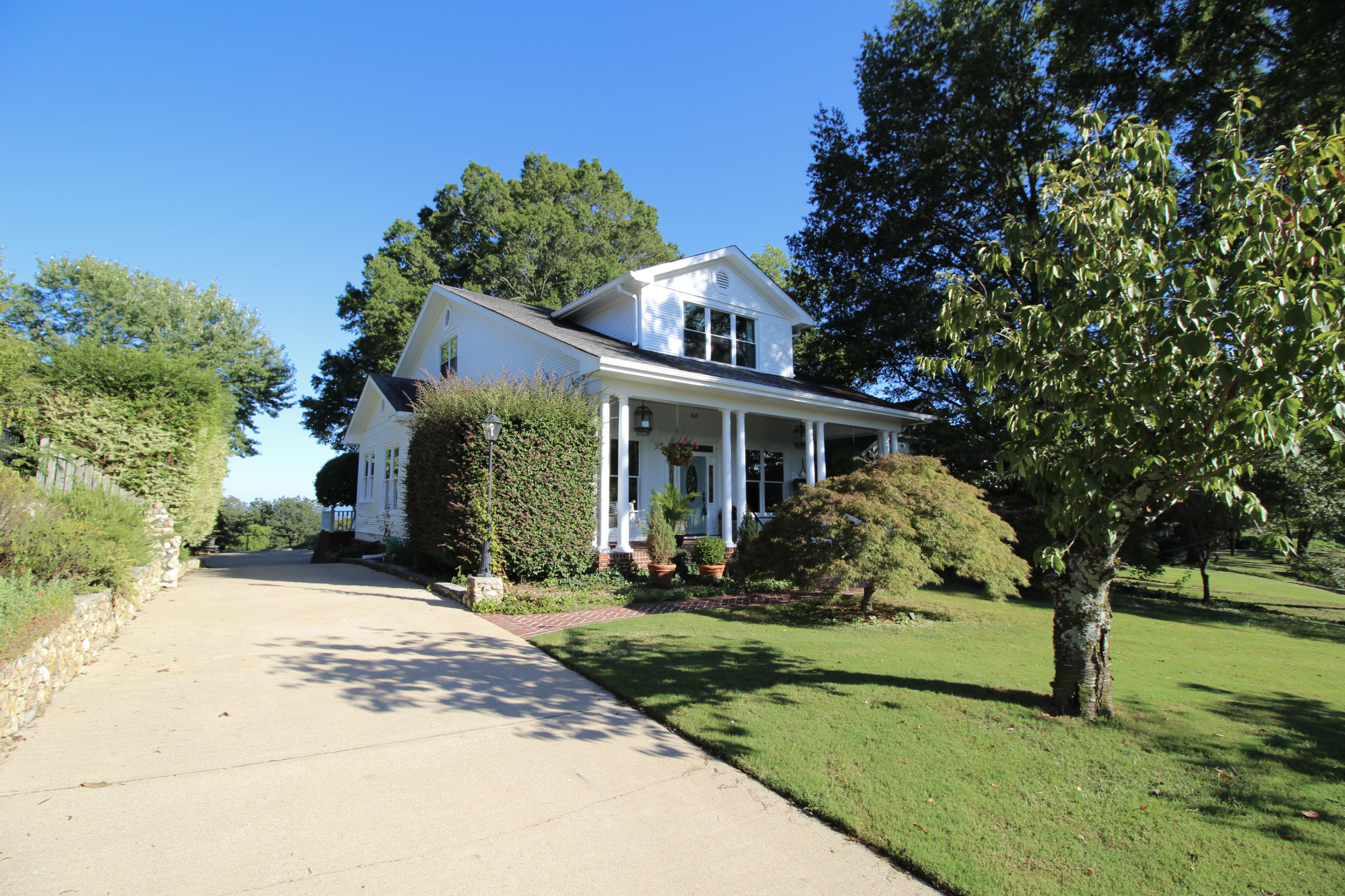 168 North Crest Road Chattanooga, TN 37404 - Photo 94 of 94 Side Exterior