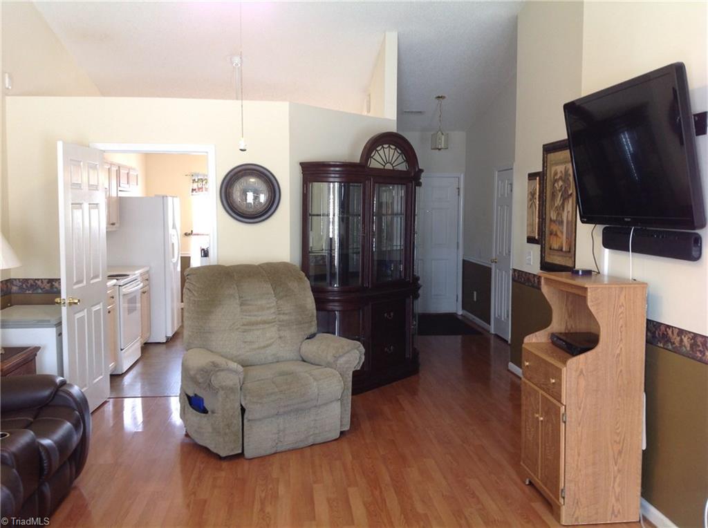 2932 WaterStone Loop High Point, NC 27265 - Photo 4 of 15