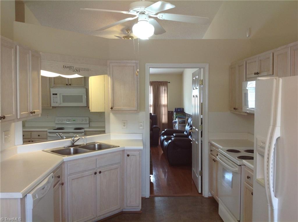 2932 WaterStone Loop High Point, NC 27265 - Photo 7 of 15