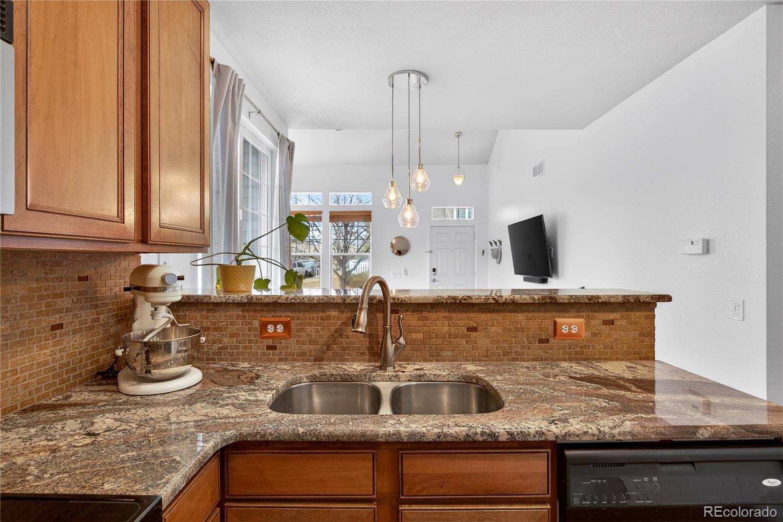 4676 Flower Street Wheat Ridge, CO 80033 - Photo 12 of 44