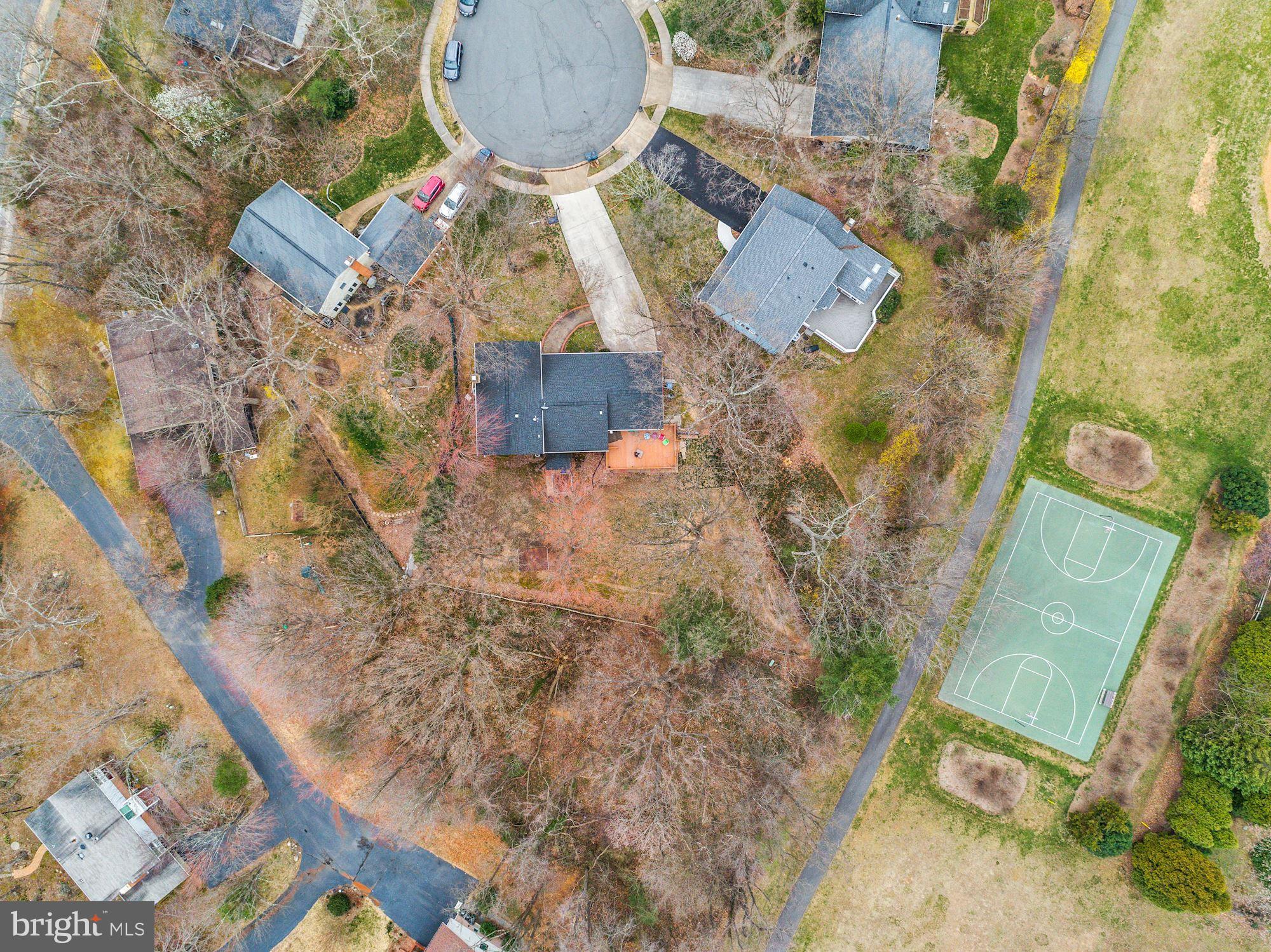 1401 Earnshaw Court Reston, VA 20190 - Photo 48 of 49 Gallery Image 48