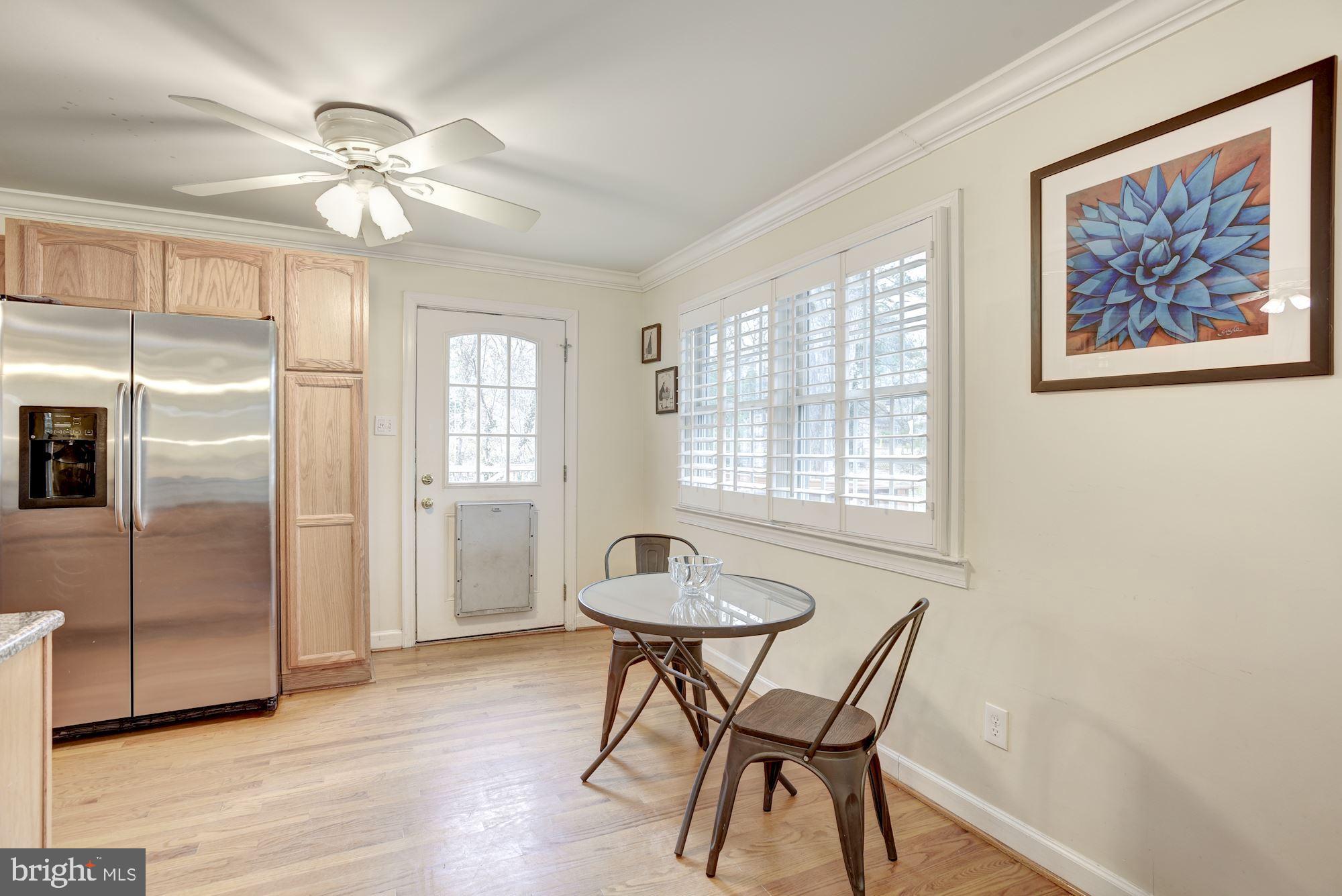 1401 Earnshaw Court Reston, VA 20190 - Photo 10 of 49 Breakfast Area