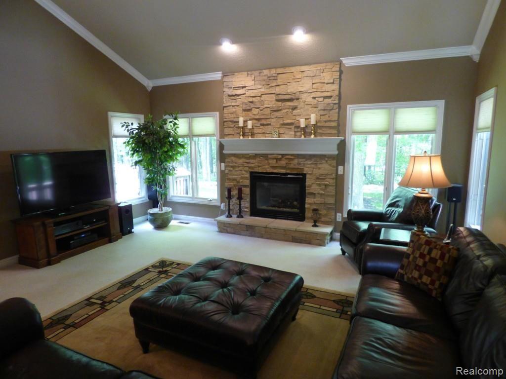 370 Timbermill Lane Howell, MI 48843 - Photo 12 of 56