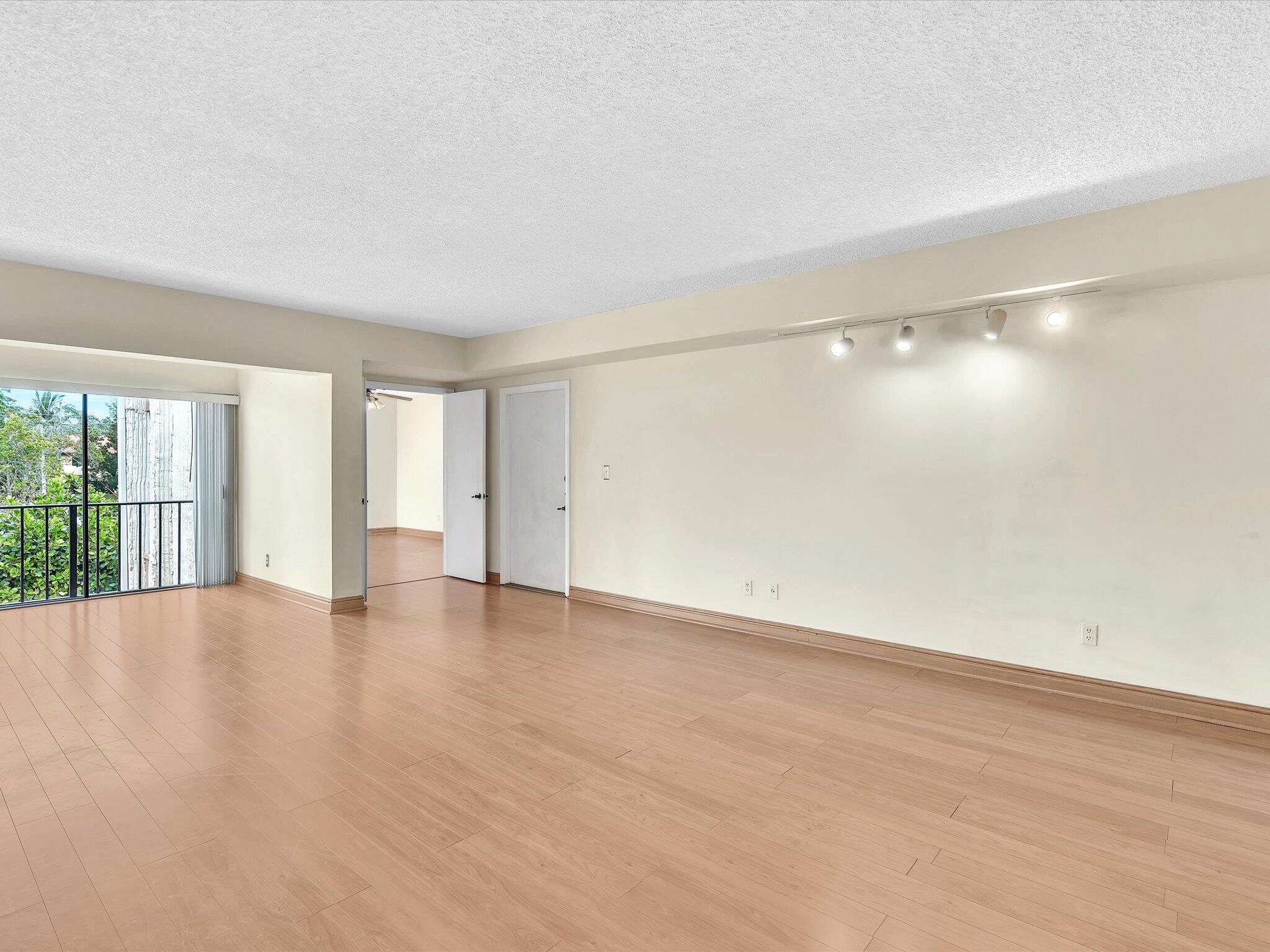 6549 Spring Bottom Way, Unit 232 Boca Raton, FL 33433 - Photo 6 of 77 06-DSC00216