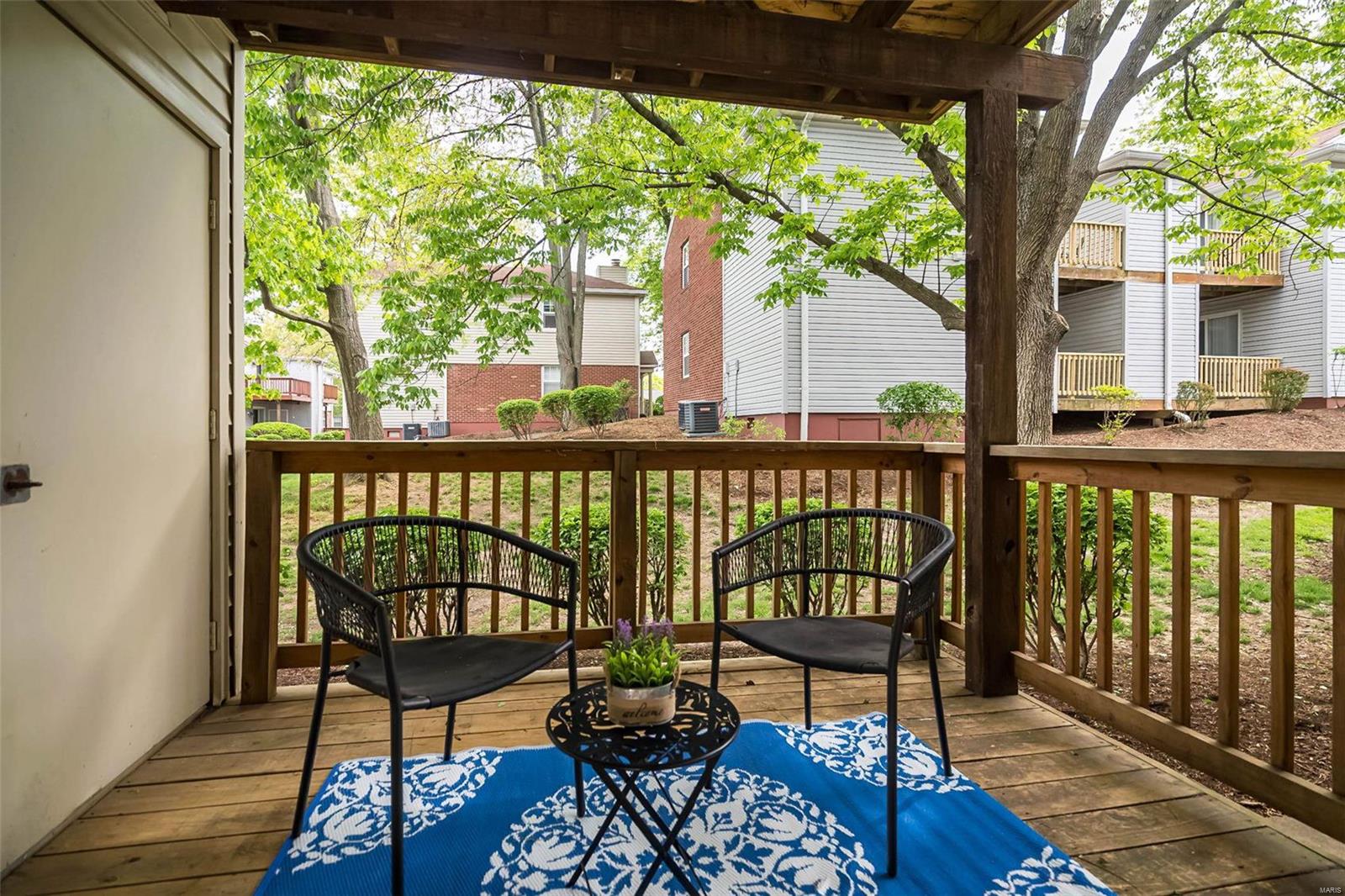 8836 Eager Road St. Louis, MO 63144 - Photo 13 of 22