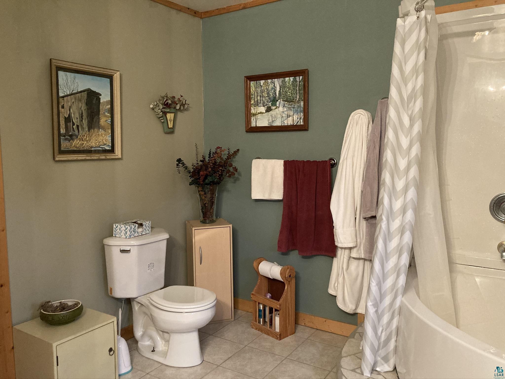 3949 East County Rd B Superior, WI 54880 - Photo 12 of 21 Gallery Image 12