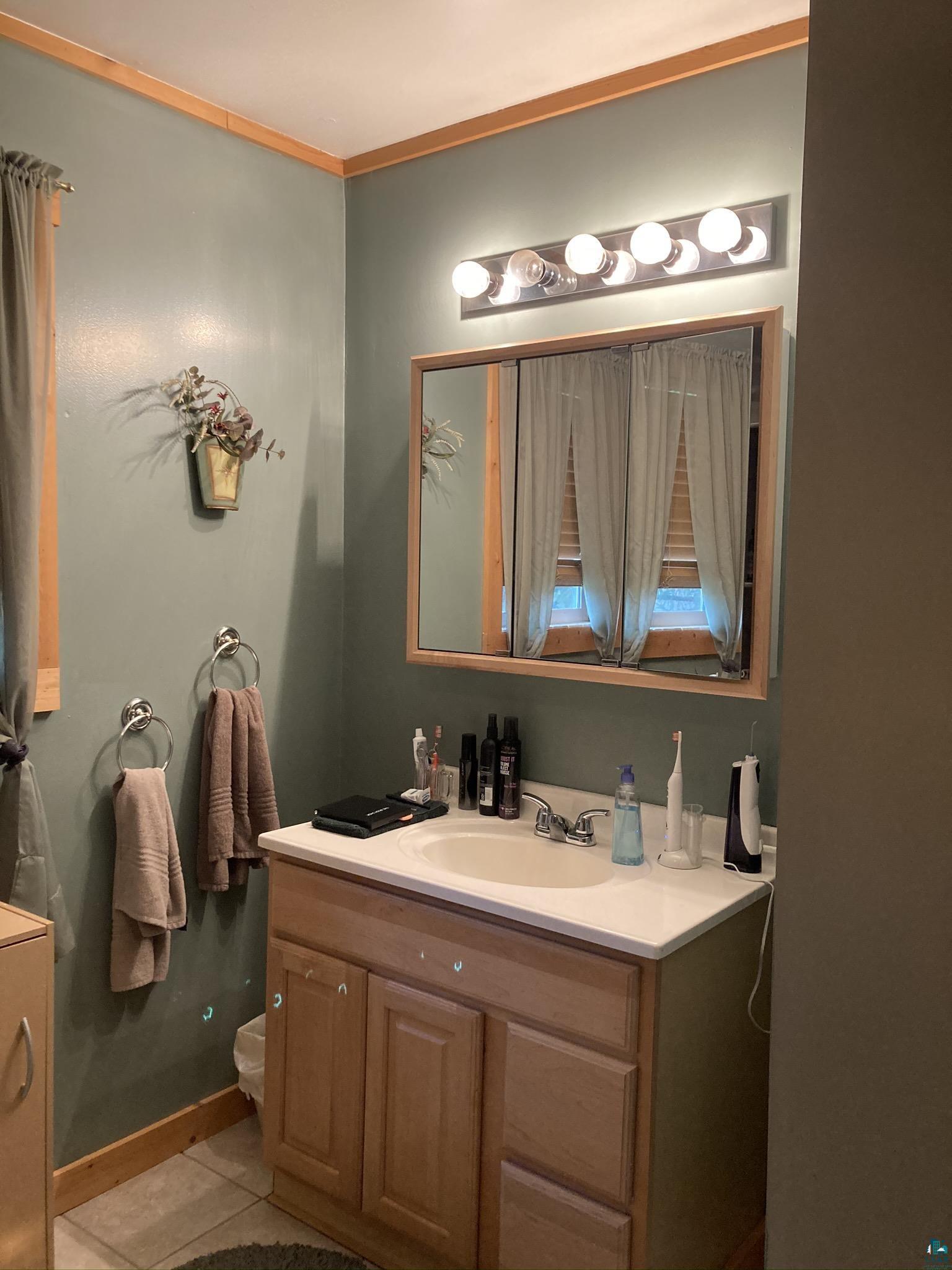 3949 East County Rd B Superior, WI 54880 - Photo 17 of 21 Gallery Image 17