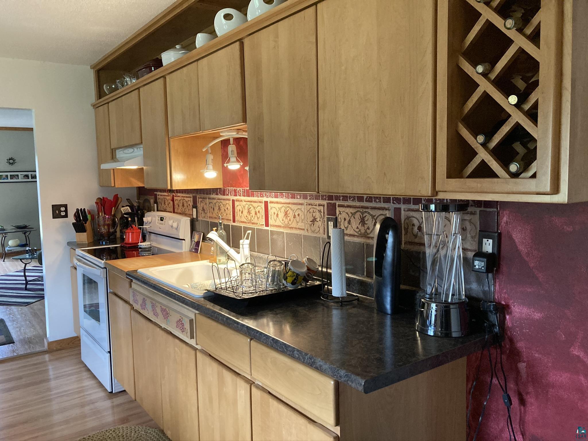 3949 East County Rd B Superior, WI 54880 - Photo 6 of 21 Gallery Image 6