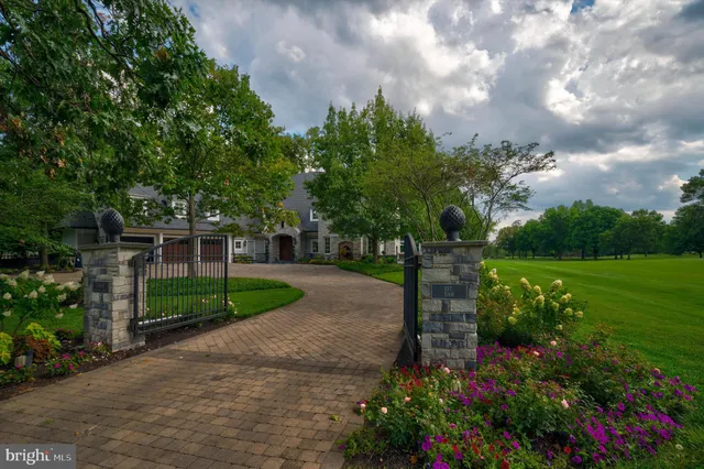 $2,400,000 | 13101 Fountain Head Road, Hagerstown, MD 21742