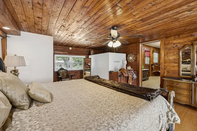 $430,000 | 5362 Hillsboro Viola Road, Manchester, TN 37355