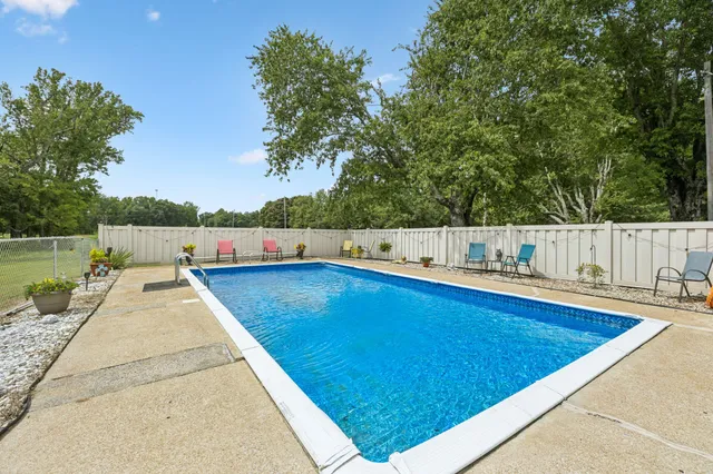 $430,000 | 5362 Hillsboro Viola Road, Manchester, TN 37355