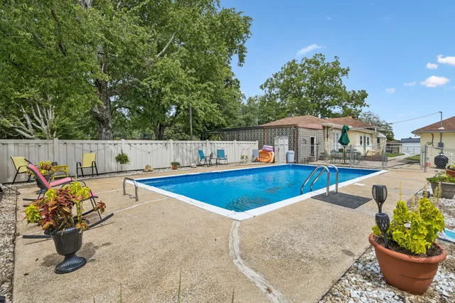 $430,000 | 5362 Hillsboro Viola Road, Manchester, TN 37355