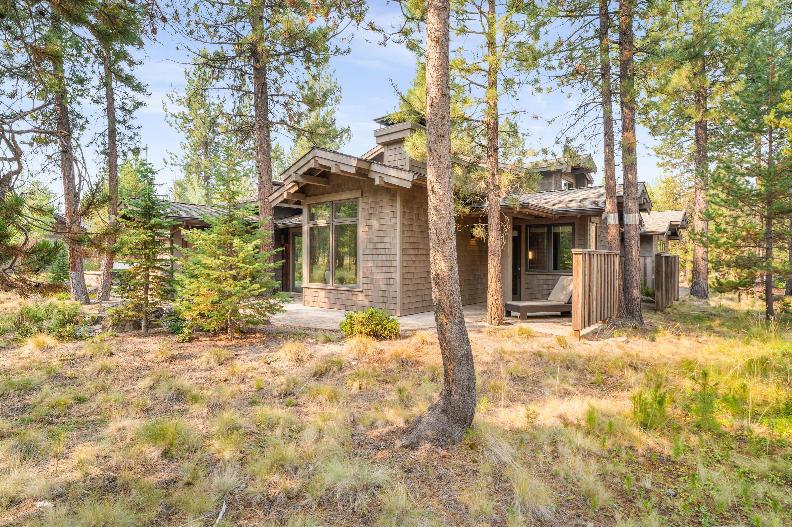 56641 Sunstone Loop, Unit 135 Bend, OR 97707 - Photo 57 of 62 Exterior - Back