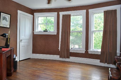 228 Herrick Road Riverside, IL 60546 - Photo 8 of 15