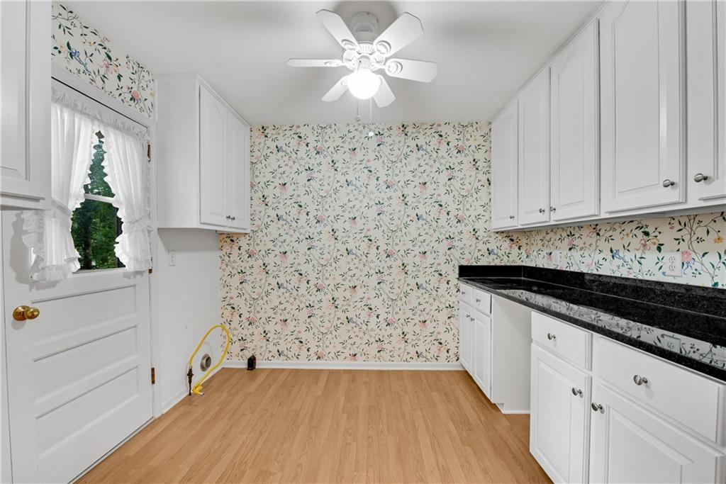 4589 Holliston Road Dunwoody, GA 30360 - Photo 18 of 43