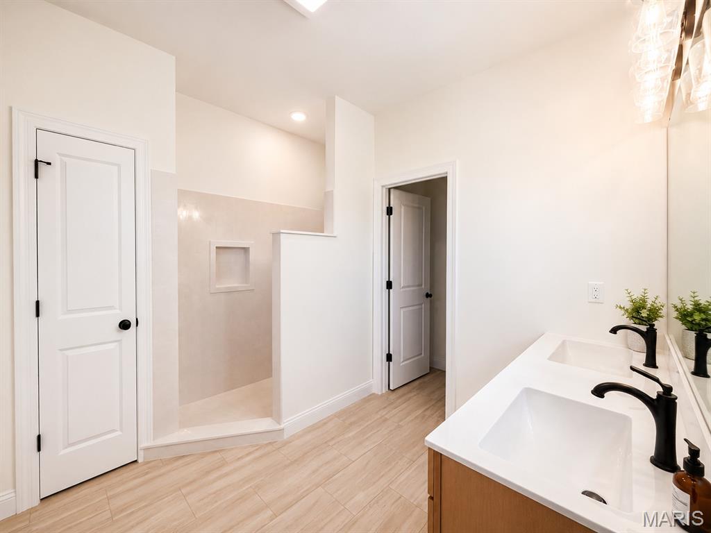 2409 Fiddlers Close Road, Unit 111 STB INVENTORY READY Washington, MO 63090 - Photo 7 of 11