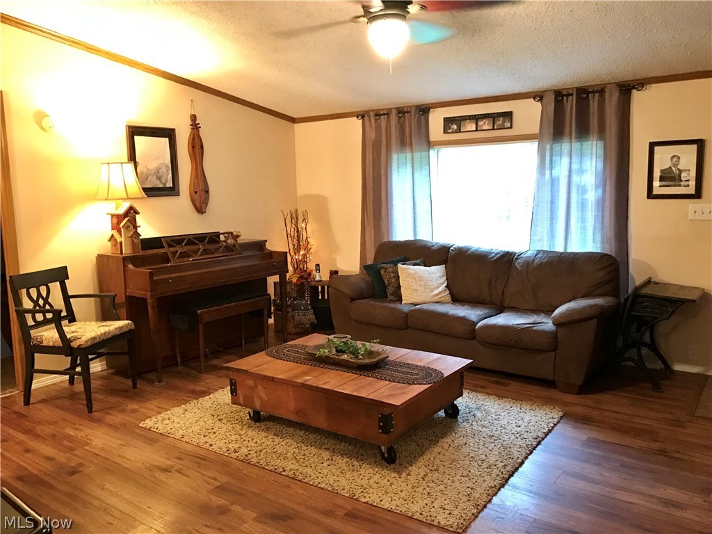 278 Windy Bush Road Walker, WV 26180 - Photo 2 of 26