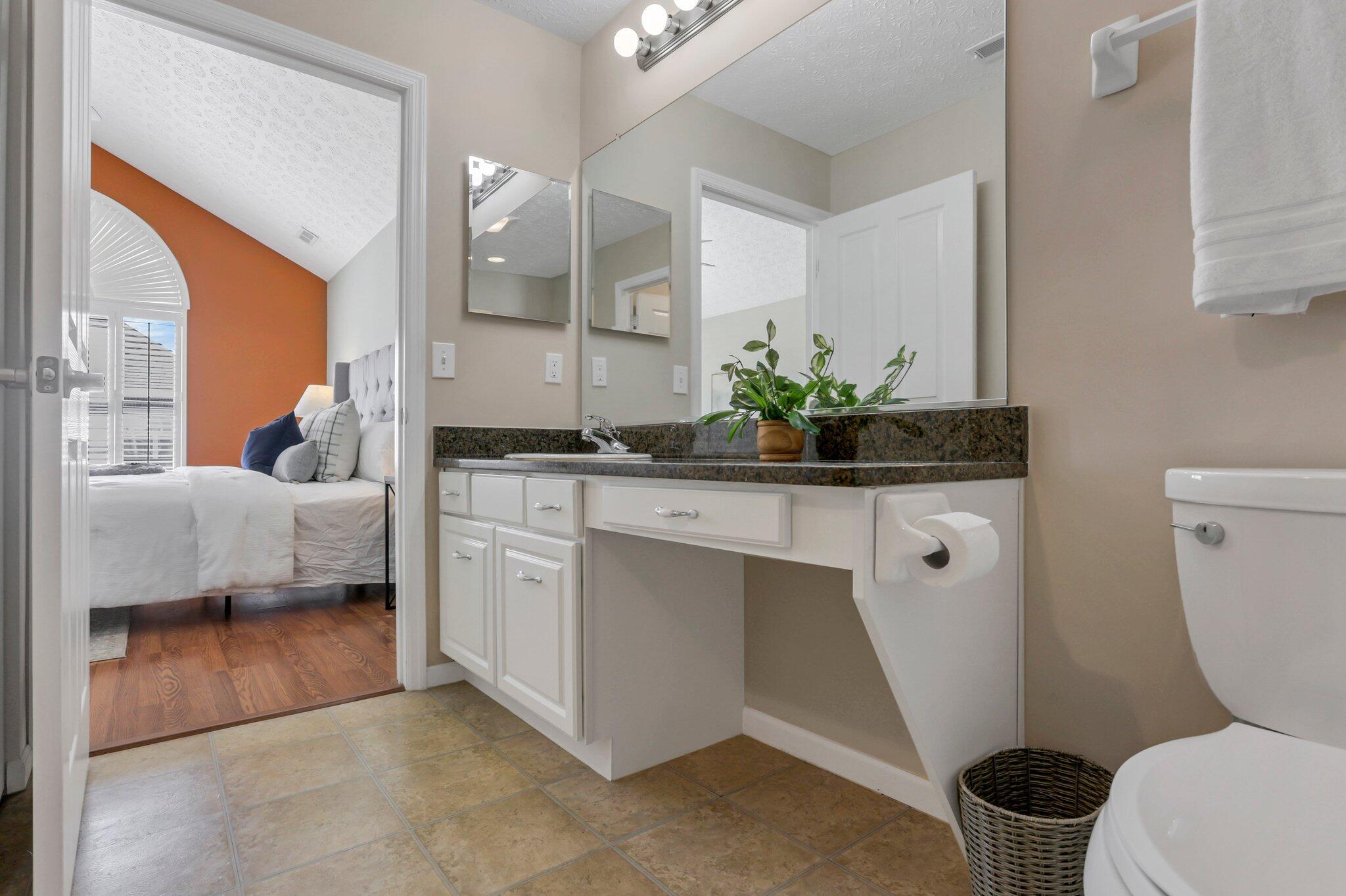 4223 Cobbler Road, Unit 16422 New Albany, OH 43054 - Photo 15 of 36 Granite countertop
