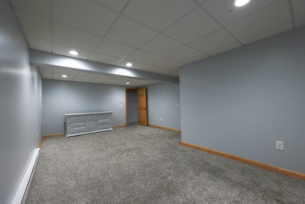 15 Vinton Road Sturbridge, MA 01566 - Photo 29 of 40 Gallery Image 29