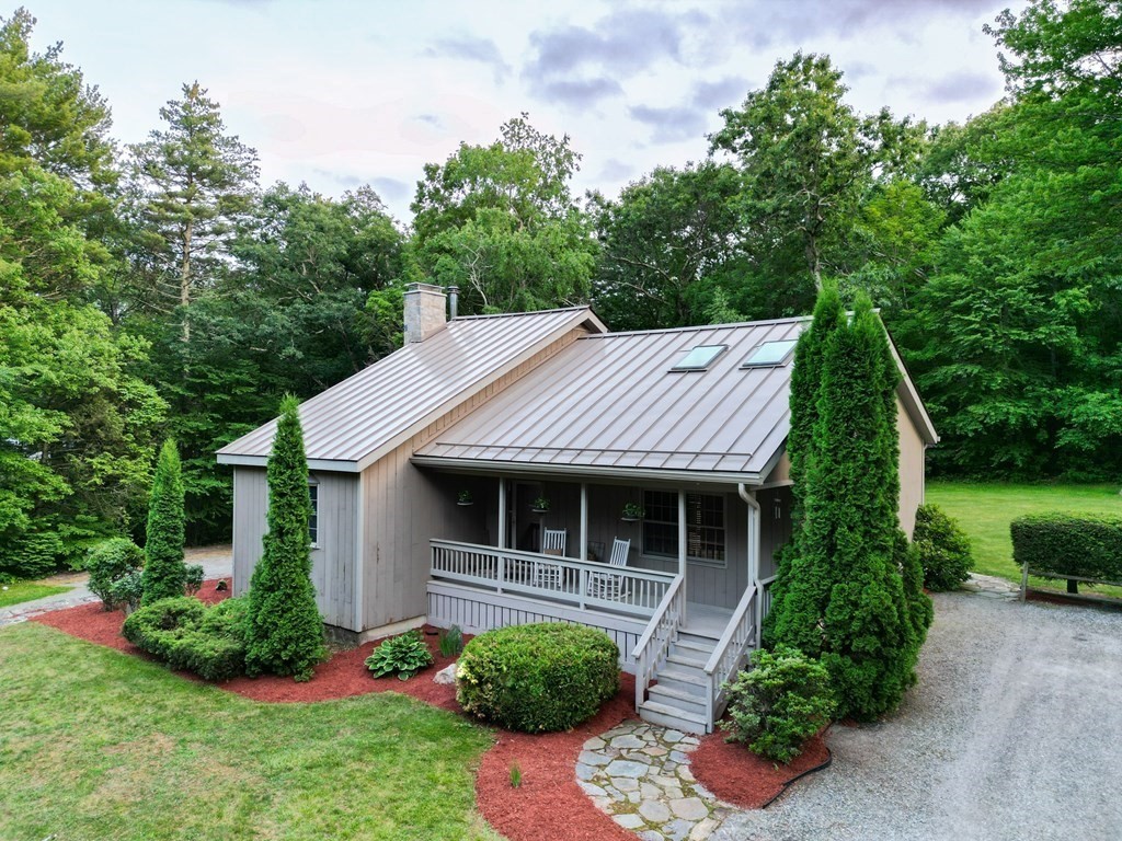 15 Vinton Road Sturbridge, MA 01566 - Photo 3 of 40 Gallery Image 3