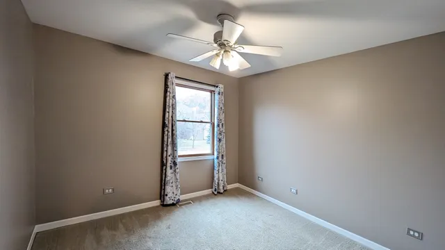 $3,000 | 26615 South Kimberly Lane, Channahon, IL 60410