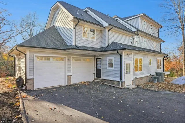 $12,500 | 215 Summit Avenue, Summit, NJ 07901