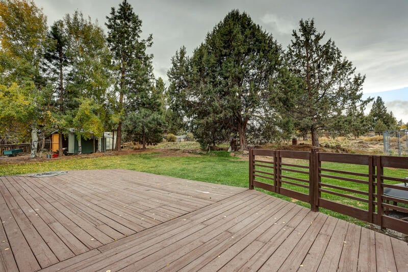 63565 Ranch Village Drive Bend, OR 97701 - Photo 16 of 26 63565 Ranch Village Drive-17