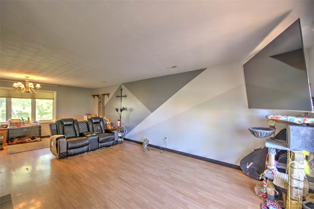 915 East 2700 North Road Moweaqua, IL 62550 - Photo 4 of 25