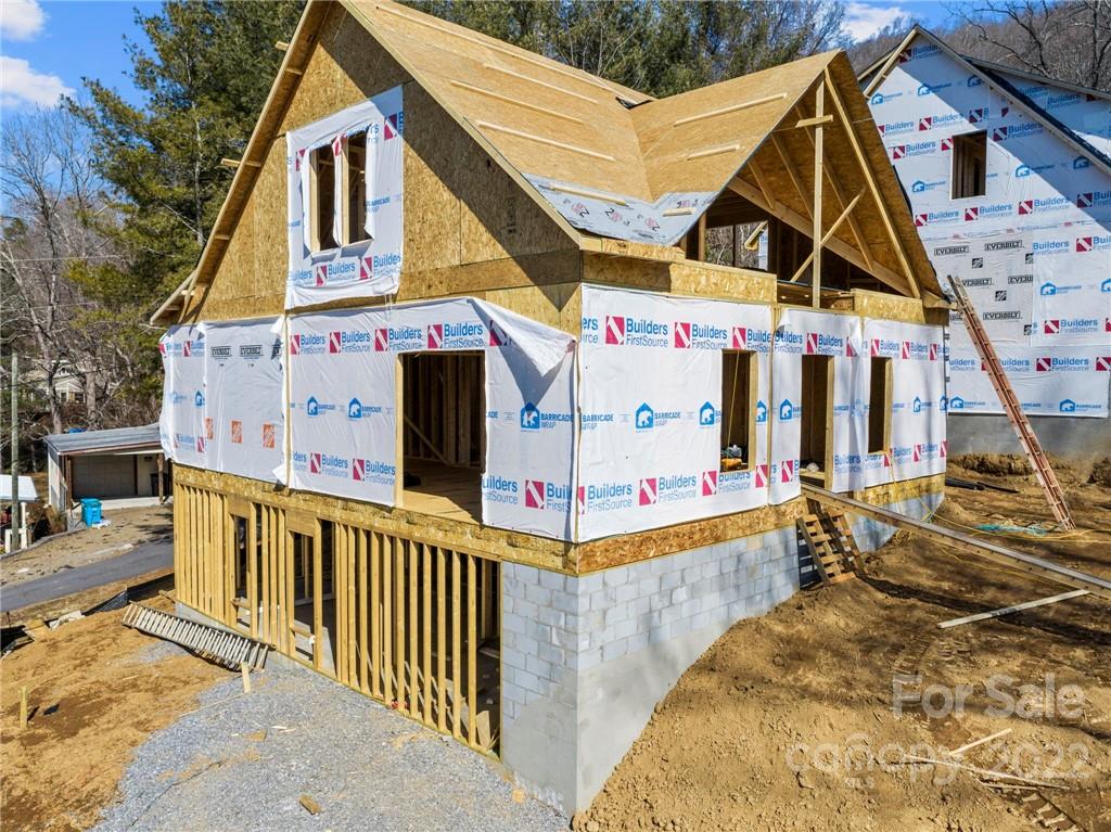 308 Magnolia Ridge Road, Unit 8 Swannanoa, NC 28778 - Photo 5 of 14 Gallery Image 5