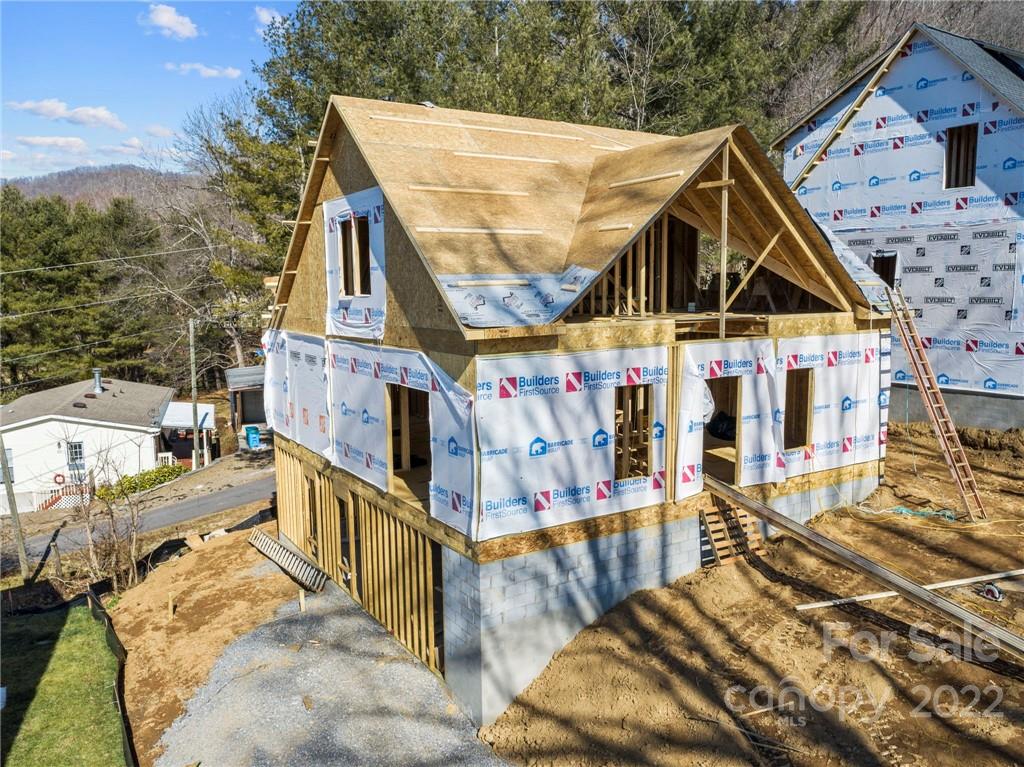 308 Magnolia Ridge Road, Unit 8 Swannanoa, NC 28778 - Photo 9 of 14 Gallery Image 9