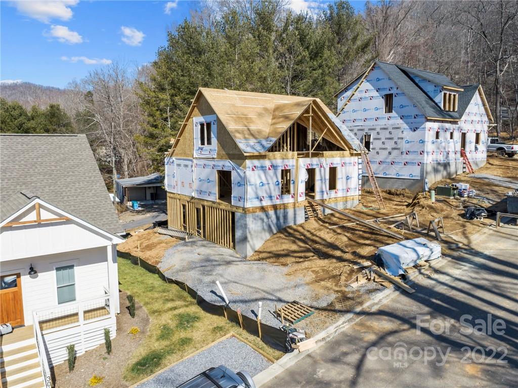308 Magnolia Ridge Road, Unit 8 Swannanoa, NC 28778 - Photo 10 of 14 Gallery Image 10