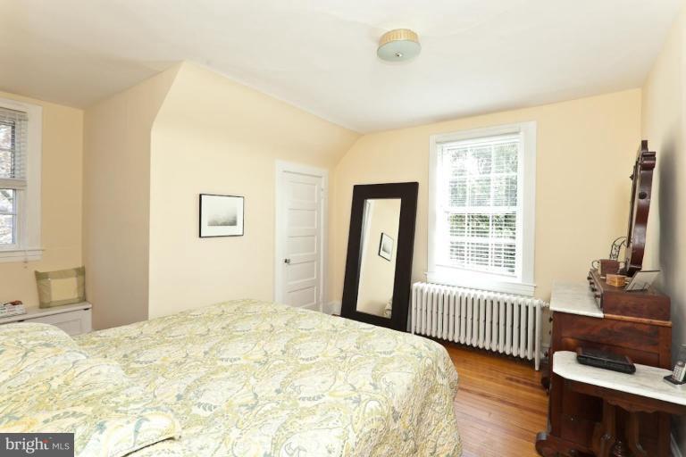 415 Cedarcroft Road Baltimore, MD 21212 - Photo 22 of 30 Bedroom #4