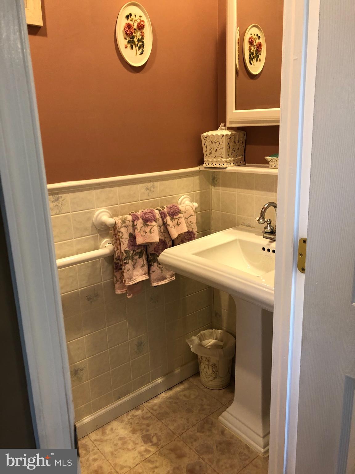 609 Arlington Road Fairless Hills, PA 19030 - Photo 19 of 45 Powder room off foyer