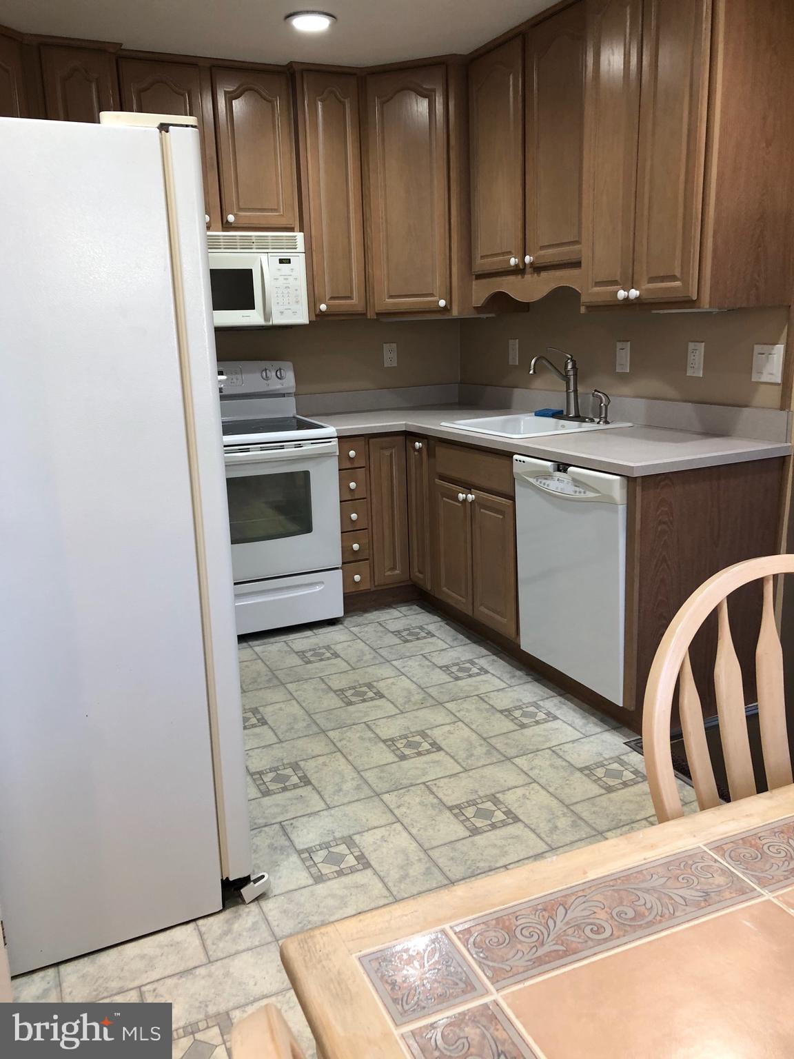 609 Arlington Road Fairless Hills, PA 19030 - Photo 24 of 45 Eat in kitchen with windows