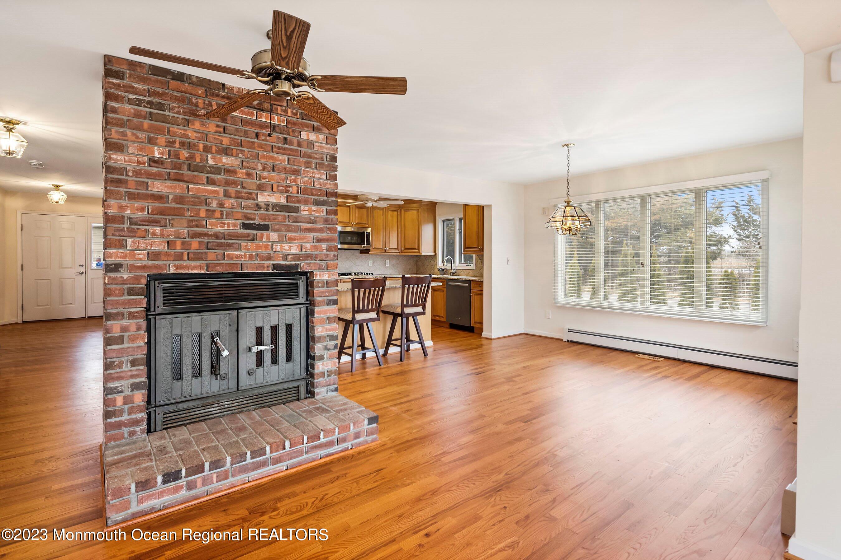 2 Rochester Drive Brick, NJ 08723 - Photo 16 of 52 16-Living to Breakfast Area