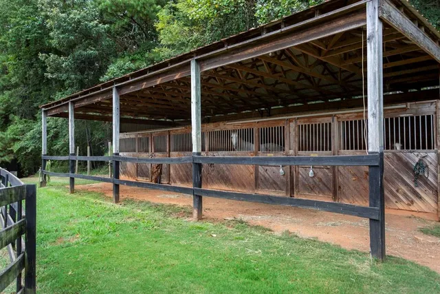 $2,500,000 | 3055 B Spring Hill Drive, Monroe, GA 30656