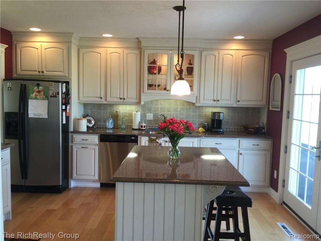 6049 Trombley Road Newport, MI 48166 - Photo 8 of 24 8.JPG