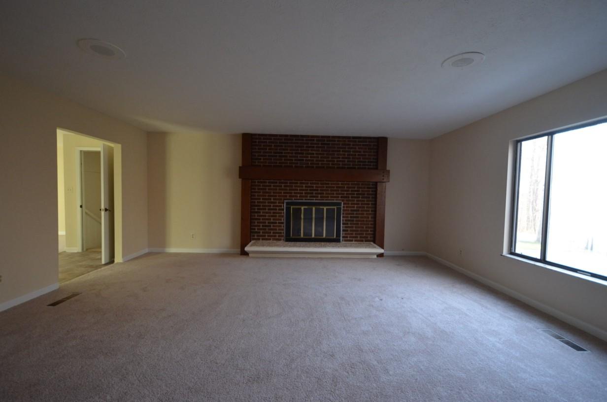 9729 Rutledge Pike Corryton, TN 37721 - Photo 3 of 17 001a-Family Room