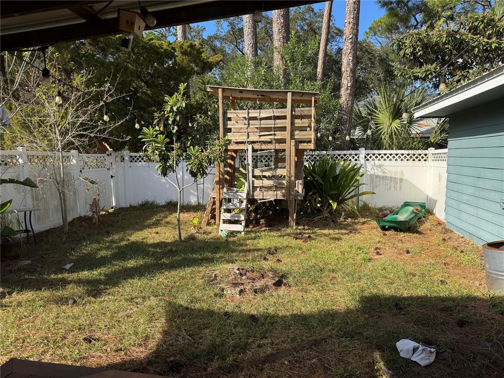 861 Palermo Road St. Augustine, FL 32086 - Photo 33 of 33 a view of a backyard of the house