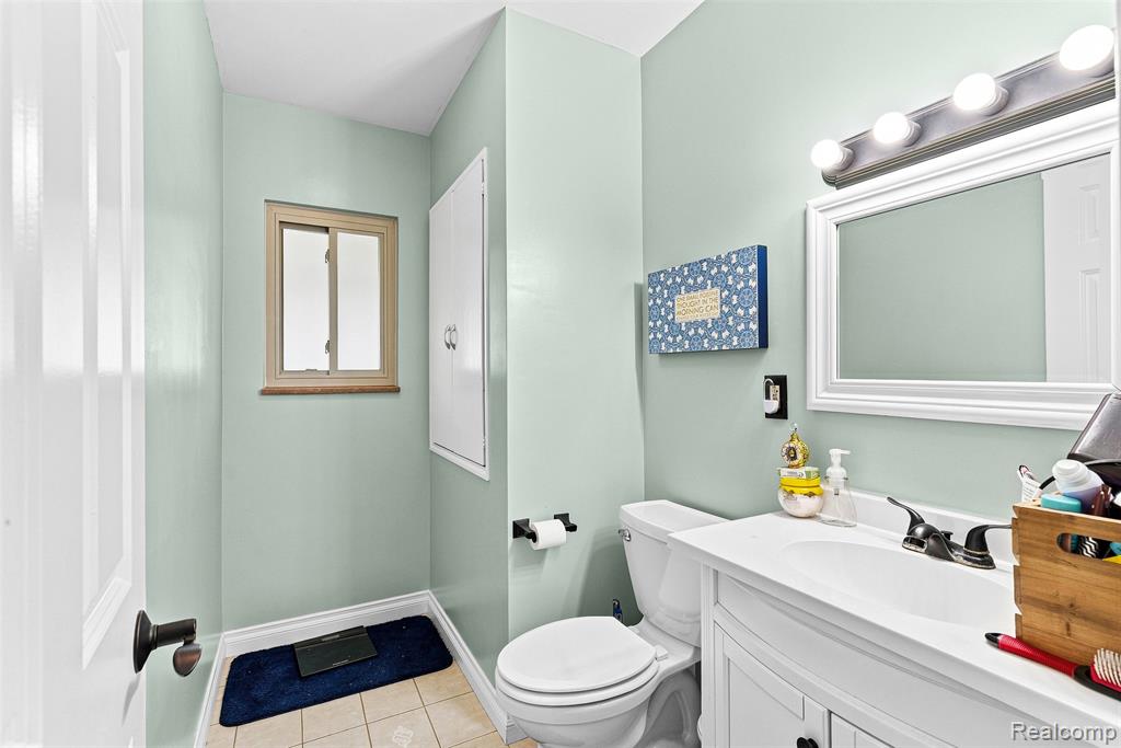 10407 Hegel Road Goodrich, MI 48438 - Photo 17 of 38 Gallery Image 17