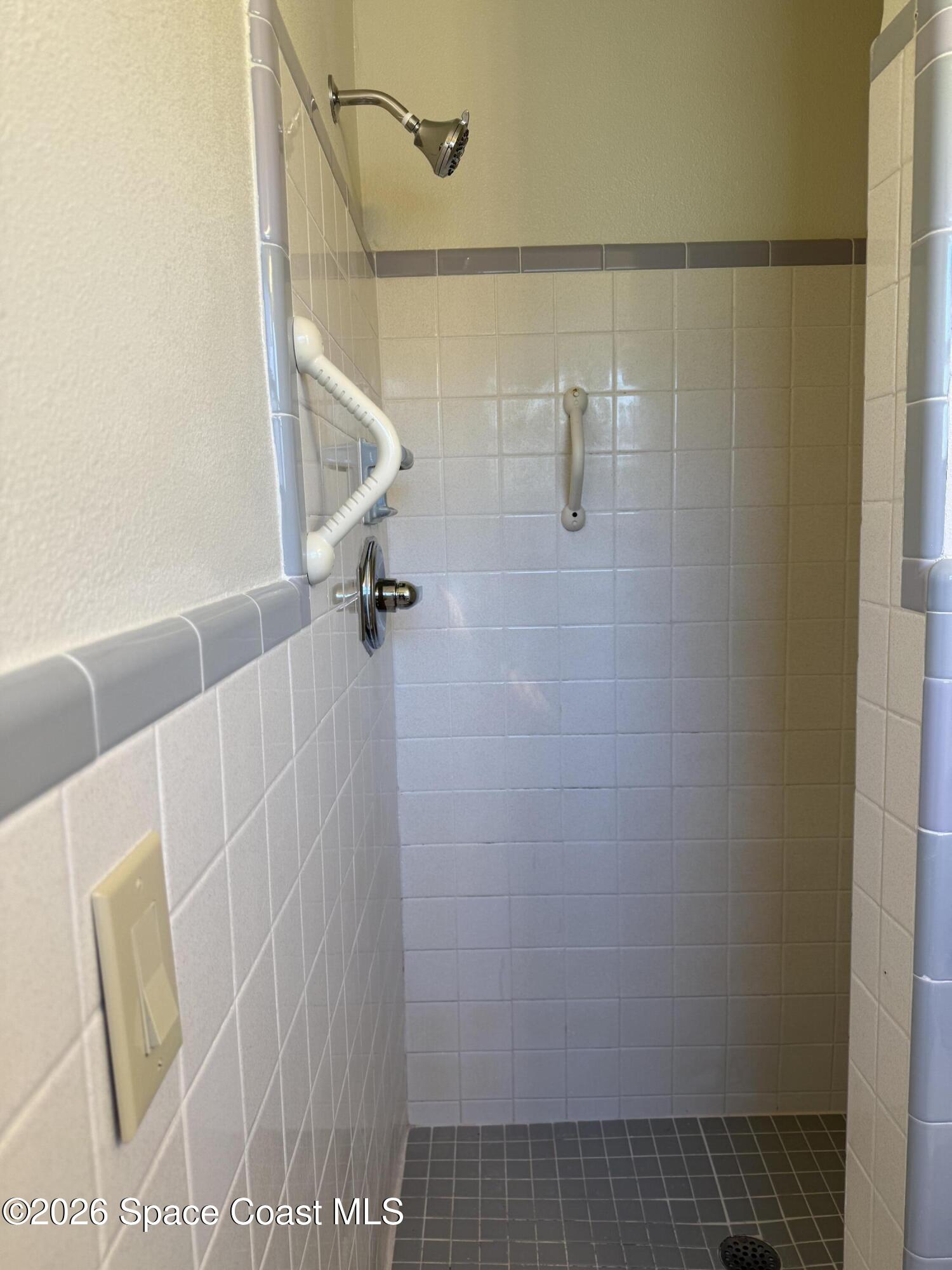 21 Rosevere Way Melbourne, FL 32901 - Photo 15 of 29 Master Shower