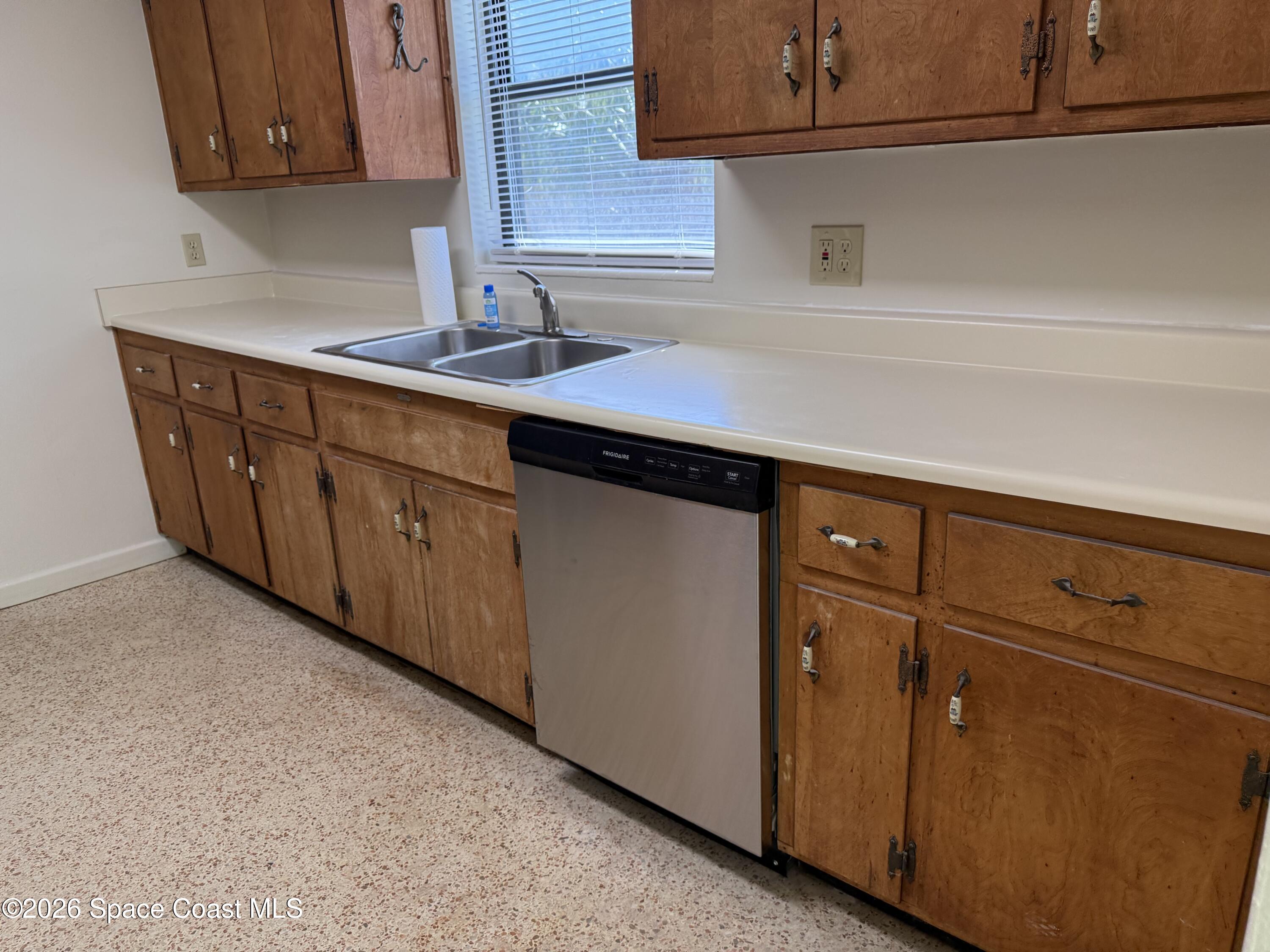 21 Rosevere Way Melbourne, FL 32901 - Photo 16 of 29 Kitchen