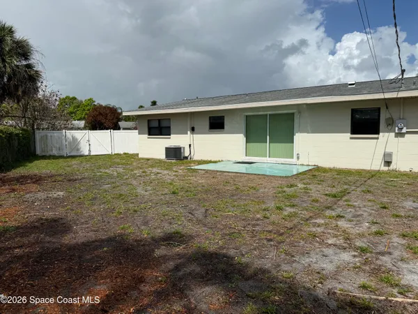 $2,100 | 21 Rosevere Way, Melbourne, FL 32901