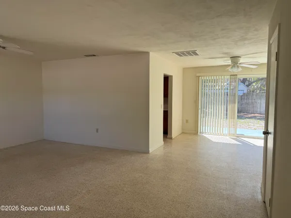 $2,100 | 21 Rosevere Way, Melbourne, FL 32901