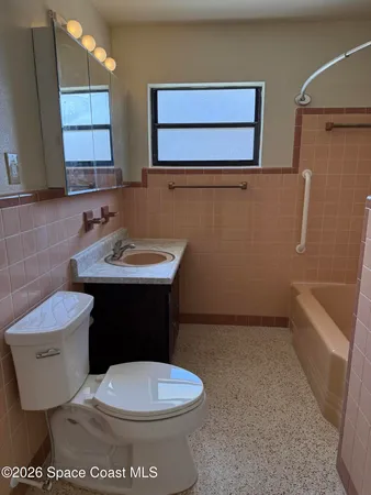 $2,100 | 21 Rosevere Way, Melbourne, FL 32901