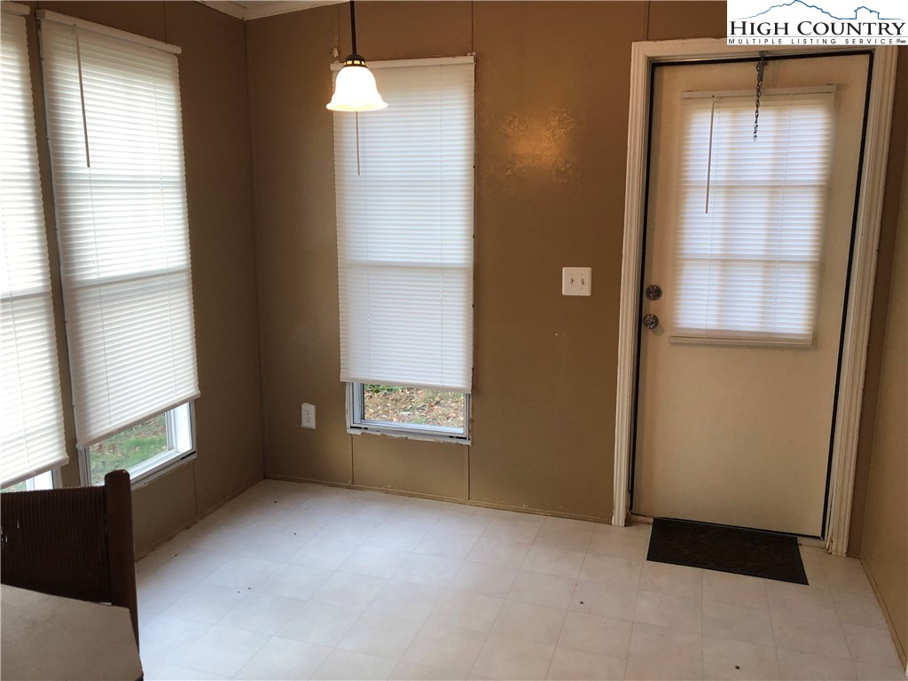 3017 3 Top Road Creston, NC 28615 - Photo 8 of 24 Gallery Image 8