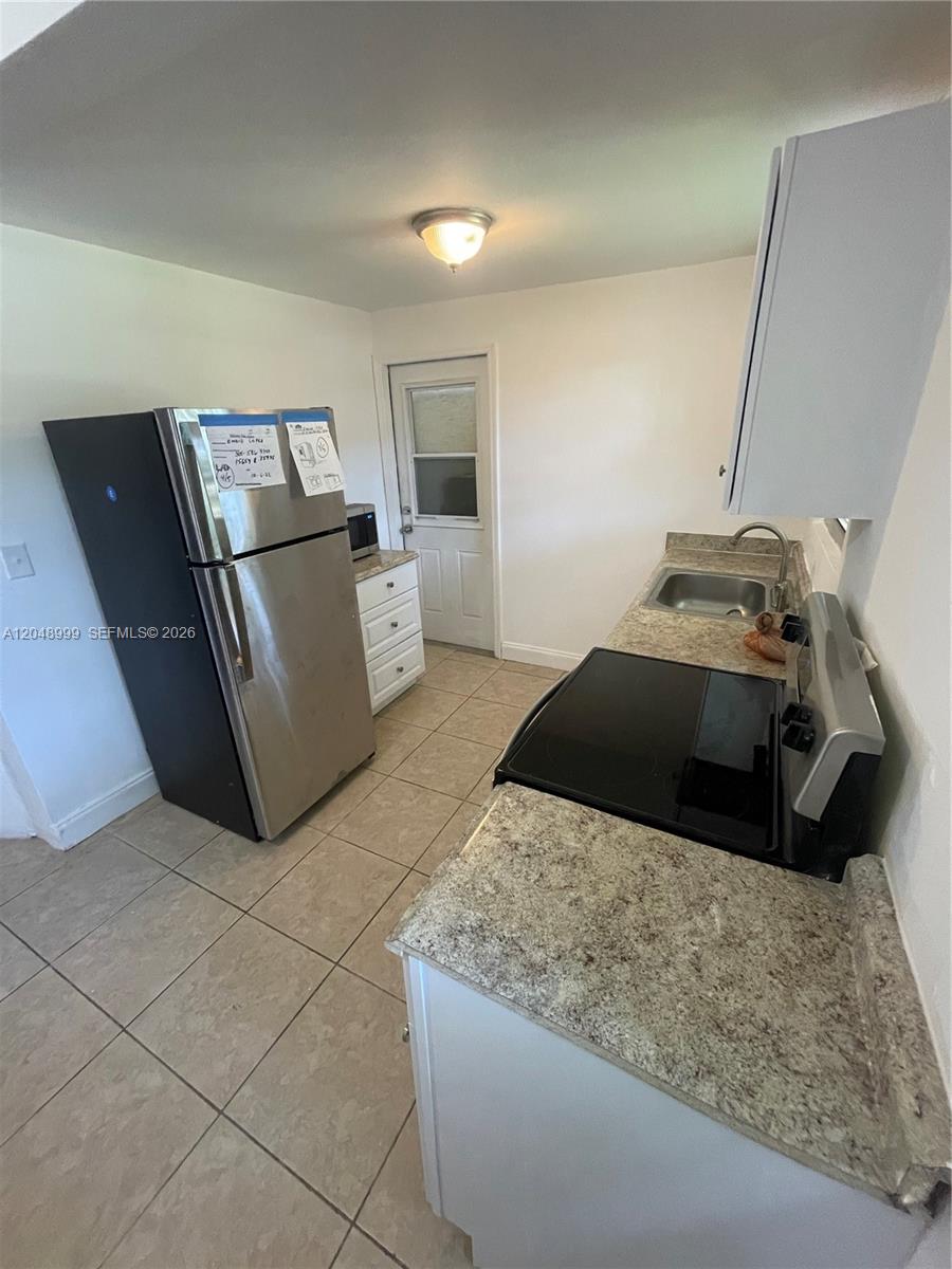 453 Southwest 19th Road Miami, FL 33129 - Photo 2 of 6
